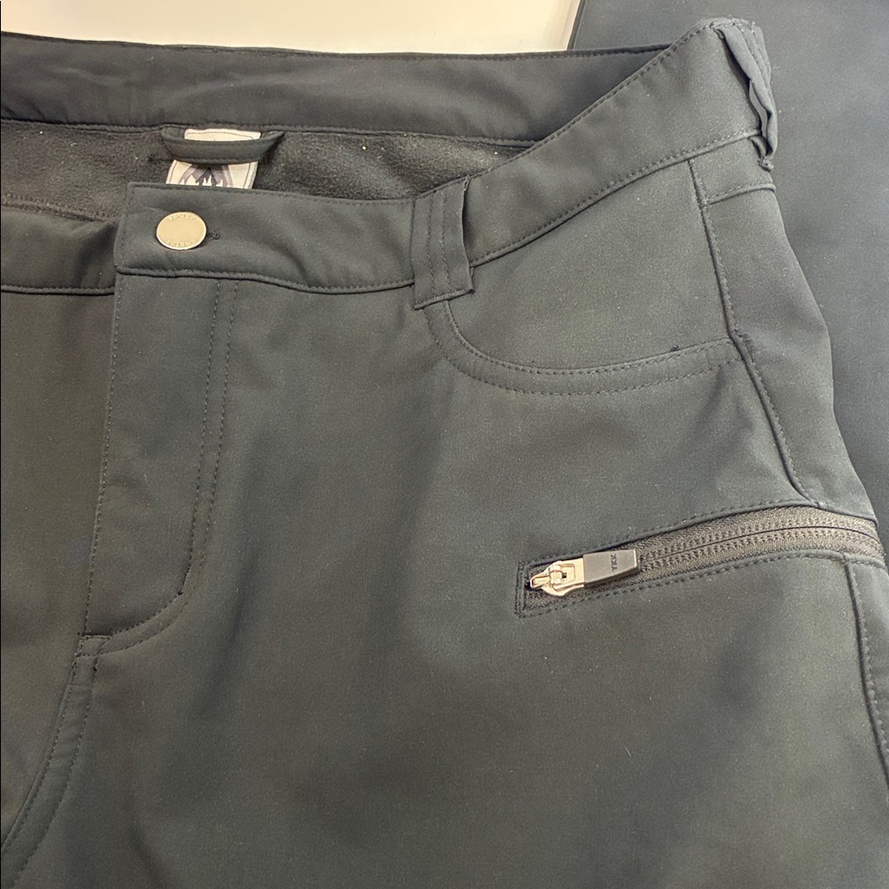 Burton Ivy Under-Boot Pant, Women’s Medium, Black. Ski/snow pant, fleece-lined - Picture 4 of 11